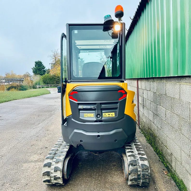 3T Excavator Volvo ECR25D 2022